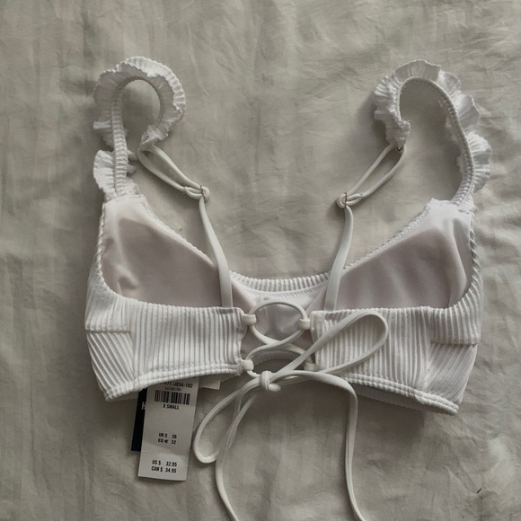 white ribbed ruffle bikini top - Picture 3 of 3
